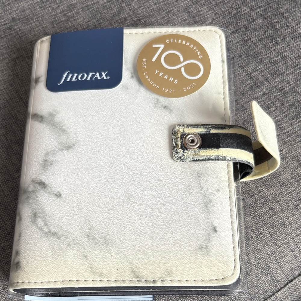 Filofax White Marble Planner with Strap